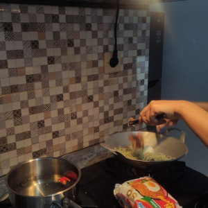 Tuyển Chị Giúp Việc Làm Cho Nhà 2 Cô Chú Ở Quận 3.