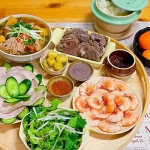 GẤP GẤP GẤP TÌM CÔ GIÚP VIỆC ĐI LÀM NGAY