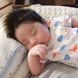 Bé 3 Tháng Mong Muốn Tìm Chị Chăm Sóc Tốt