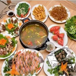 Sáng Nay Em Cần Chị Đến Nội Trợ Vì Cô Cũ Có Việc Phải Về Quê