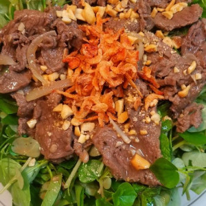 Tìm chị giúp việc nhà 2 mẹ con ở Tân phú.