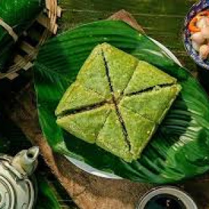 Cần gấp 1 cô biết gói bánh chưng làm thời vụ tết bao ăn ở