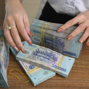 Em Đang Tìm Một Chị Có Kinh Nghiệm Giúp Việc Nhà