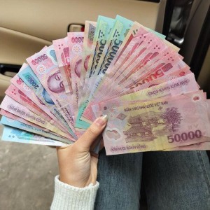 Nhà Em Đang Cần Gấp Chị Giúp Việc Dọn Dẹp Sạch Sẽ