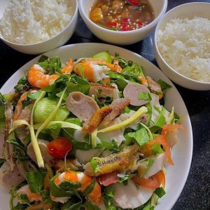 🏠 NHÀ 2 LẦU CẦN CÔ QUÁN XUYẾN VIỆC NHÀ – LƯƠNG 12 TRIỆU