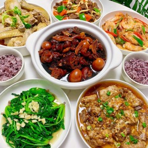 Cần tuyển gấp chị giúp việc nhà chung cư Q2: 0978609760 ( Có zalo)