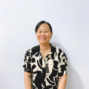 Cô: Khánh, Sinh năm 1969, quê ở Bạc Liêu - Tìm việc: Giúp việc nhà, chăm ông bà.