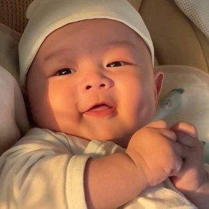 CẦN TUYỂN GẤP CHỊ CHĂM EM BÉ SƠ SINH : 0978609760 ( có zalo)