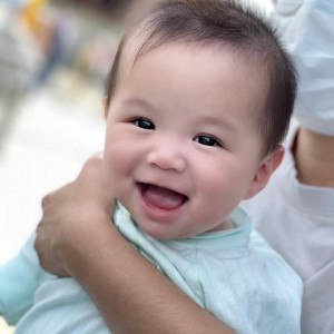 Cần cô chăm bé 5 tháng tuổi ở Bình Thạnh – Lương 11 triệu