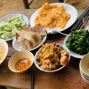 Vợ Chồng Cần Chị Đến Nội Trợ Gia Đình Biết Lo Toan Việc Nhà