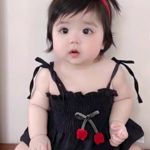 Em cần chị chăm em bé, chị về phụ gia đình chăm coi các công việc liên quan đến bé.