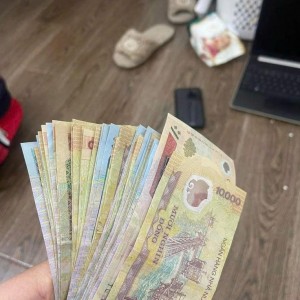 Nhà Em Đang Muốn Tìm Chị Đến Giúp Việc Gia Đình