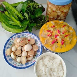 Tìm Chị giúp việc làm ở Quận 6 gần bến xe Chợ Lớn. NHẬN BAO ĂN Ở LẠI.