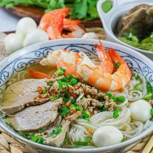 Gấp ạ tìm chị phụ bán hủ tiếu : 0978609760 ( có zalo)