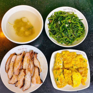 Em Cần tuyển chị phụ nấu quán cơm bình dân: 0978609760 ( c zalo)