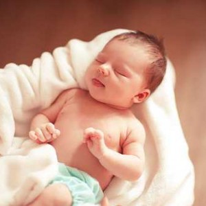 Cần tuyển gấp cô chăm sơ sinh tại Biên Hòa