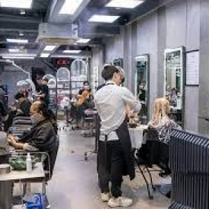 Em đang cần tuyển 3 nhân viên – học viên làm ăn ở lại cho Salon Tóc.