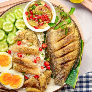 -Gia Đình Anh Nam Ở Tân Phú Cần Chị Về Phụ Gia Đình Công Việc Nấu Ăn, Dọn Dẹp.