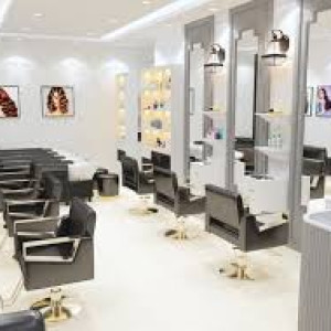 Em đang cần tuyển 3 nhân viên – học viên làm ăn ở lại cho Salon Tóc.
