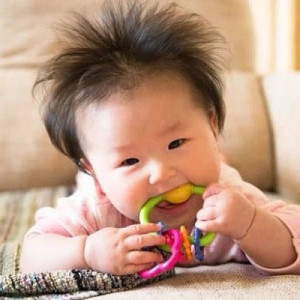 Gia Đình Thật Sự Muốn Tìm Chị Bảo Mẫu