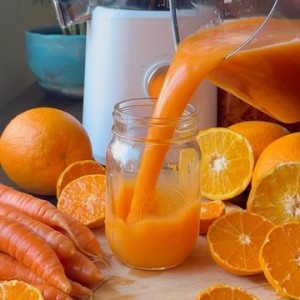 CẦN GẤP CÔ CHĂM BÀ BỊ TAI BIẾN – LƯƠNG 10 TRIỆU