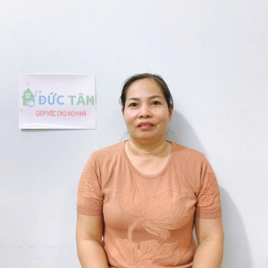 Chị Út – sinh năm 1976 – quê quán Kiên Giang - Đang tìm việc: Chăm em bé, chăm bà