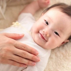 Cần Gấp Chị Chăm Bé 2 Tháng Tuổi - Lương 13 triệu