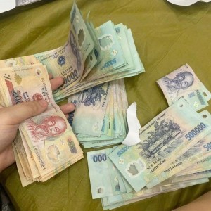 Em Đang Tìm Chị Giúp Việc Nhà Đến Với Gia Đình