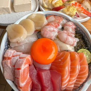 Em cần chị nấu ăn cho công nhân 20 người