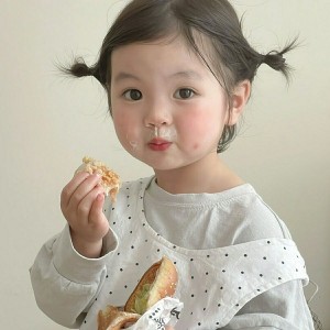 TUYỂN CÔ CHĂM BÉ  4 THÁNG Ở QUẬN 4  LƯƠNG 10 TRIỆU