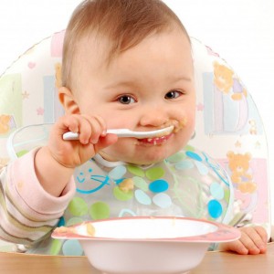 Tìm cô chăm bé 7 tháng tuổi – Lương 12 triệu