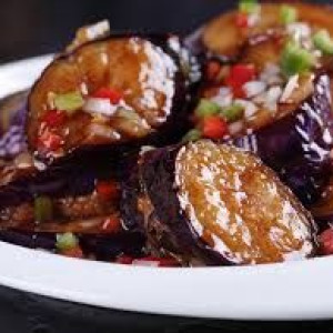 CẦN GẤP CHỊ GIÚP VIỆC NHÀ MIỀN TÂY LÀM TẠI QUẬN 9 NHÀ 1 LẦU