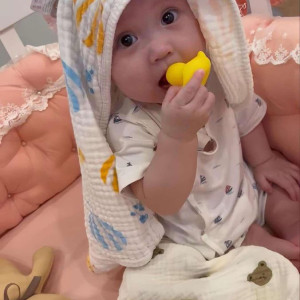 EM CẦN CÔ CHĂM BÉ Ở QUẬN 8 LƯƠNG 10 TRIỆU.