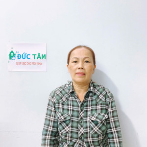 Cô Lan, Sinh năm 1966, quê ở Quãng Ngãi Công việc mong muốn: Giúp việc nhà, phụ chăm bé