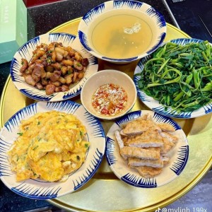 Cần tìm cô giúp việc ở lại cho gia đình nhỏ: 0978609760 ( có zalo)