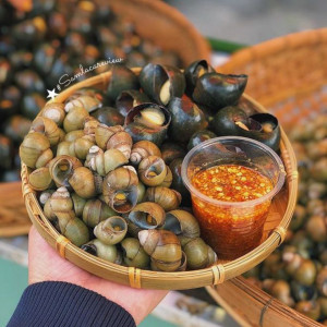 💥Cần chị phụ quán Ốc đi về quận 4 ca chiều tối 300k/ngày💥