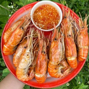 EM CẦN TUYỂN CHỊ CHĂM SÓC BÀ TẠI QUẬN THỦ ĐỨC: 0978609760 ( có zalo)