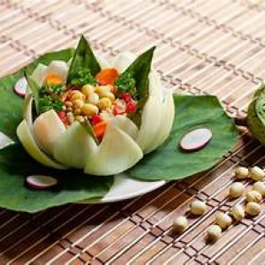 Cần gấp chị giúp việc nhà đi về làm ở Nhà Bè biết nấu món hoa