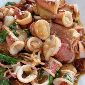 Tuyển chị giúp việc nhà đi làm ngay tại Q tân bình