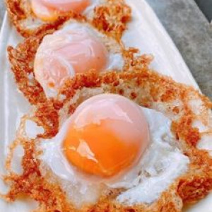 Tân Bình - 2 vợ chồng cần gấp bạn trẻ về giúp việc đưa đón bé phụ