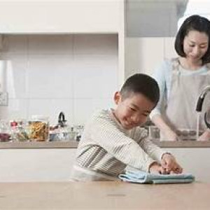 CẦN TUYỂN GẤP CHỊ GIÚP VIỆC NHÀ BAO ĂN Ở TẠI QUẬN 2