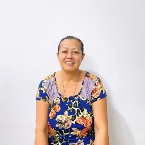 Cô Hoa, sinh năm 1972, quê Bến Tre - Công việc mong muốn: gvn chăm ông, bà, chăm bệnh