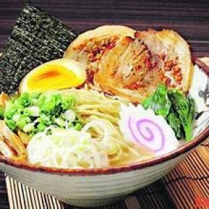 Cần tuyển gấp chị giúp việc nhà 2 lầu bao ăn ở lại