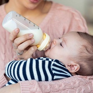 Tuyển chị chăm em bé 1 tháng tuổi tại tân bình: 0978609760