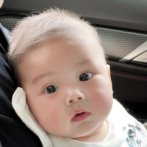 EM TÌM CÔ CHĂM BÉ Ở QUẬN TÂN PHÚ LƯƠNG 13 TRIỆU.