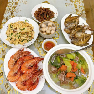 Gia Đình Tại Quận 10 Cần Chị Đến Nội Trợ