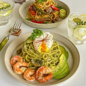 Công việc nấu ăn, giúp việc cho người Trung Quốc: