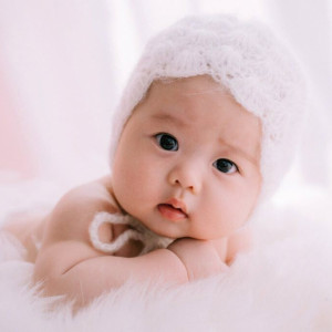 Tìm Gấp Chị Chăm Sóc Bé Ở Lại Cùng Gia Đình