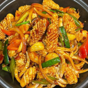 Cần Gấp cô chăm bé 7 tháng làm việc đi về tại quận 12 nhà chỉ 1 lầu