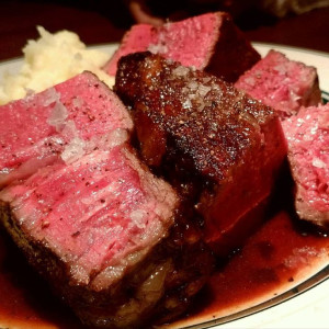 🏙 CITY GARDEN – BÌNH THẠNH   Tuyển giúp việc yêu thú cưng 🐶🐱